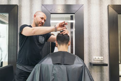 5 Franchises Pour Ouvrir Un Salon De Coiffure En France